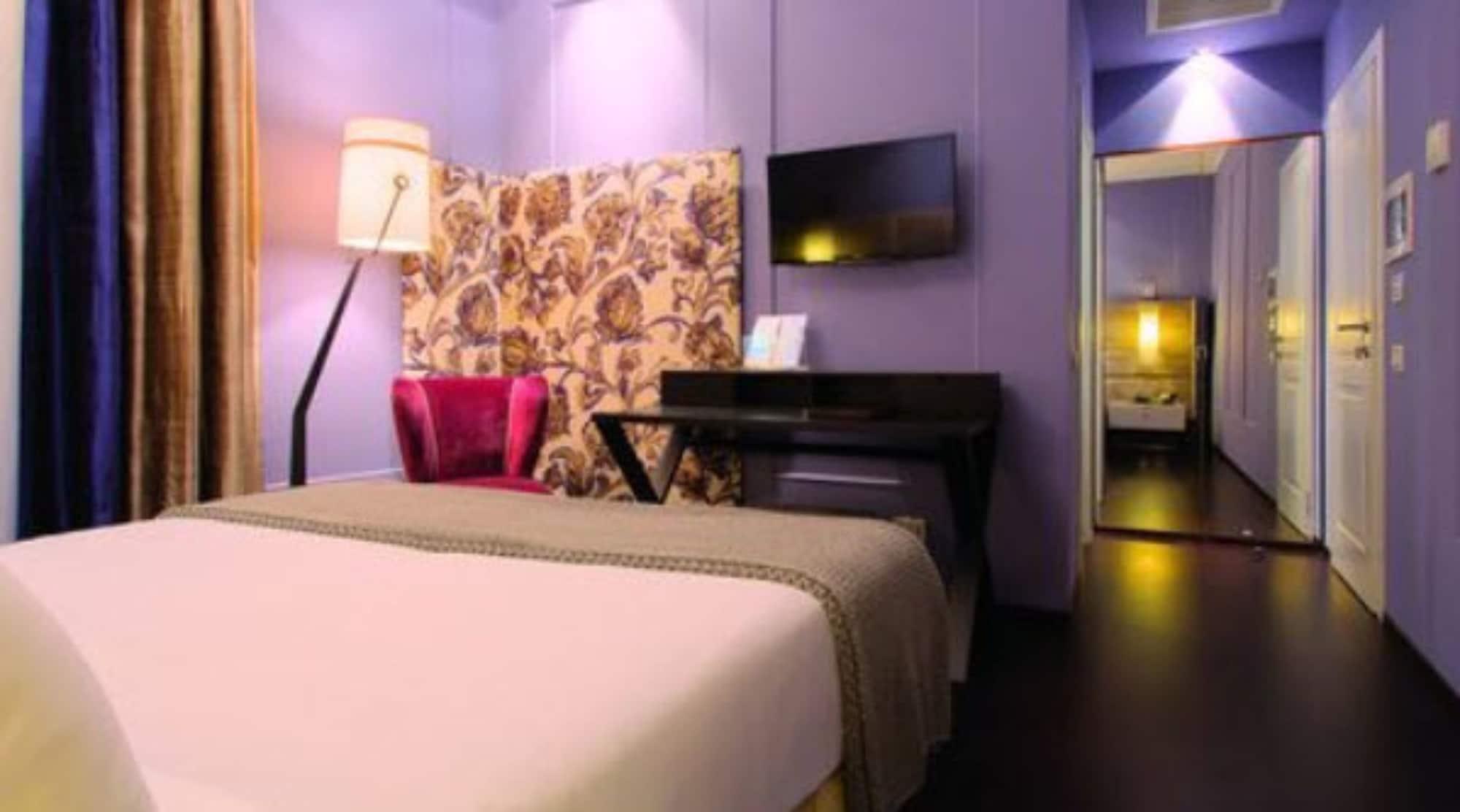 Stendhal Luxury Suites Рим Екстериор снимка