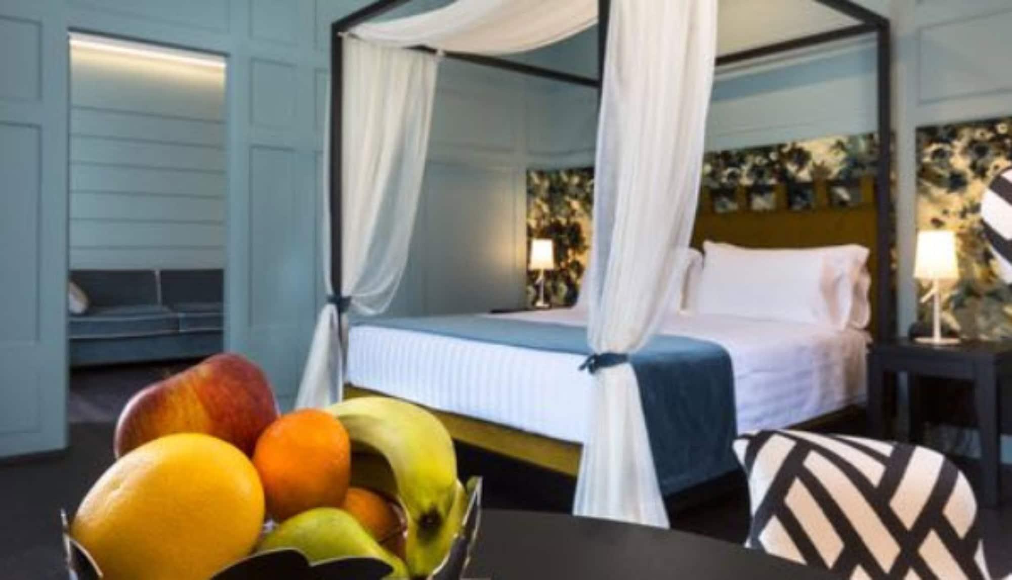 Stendhal Luxury Suites Рим Екстериор снимка