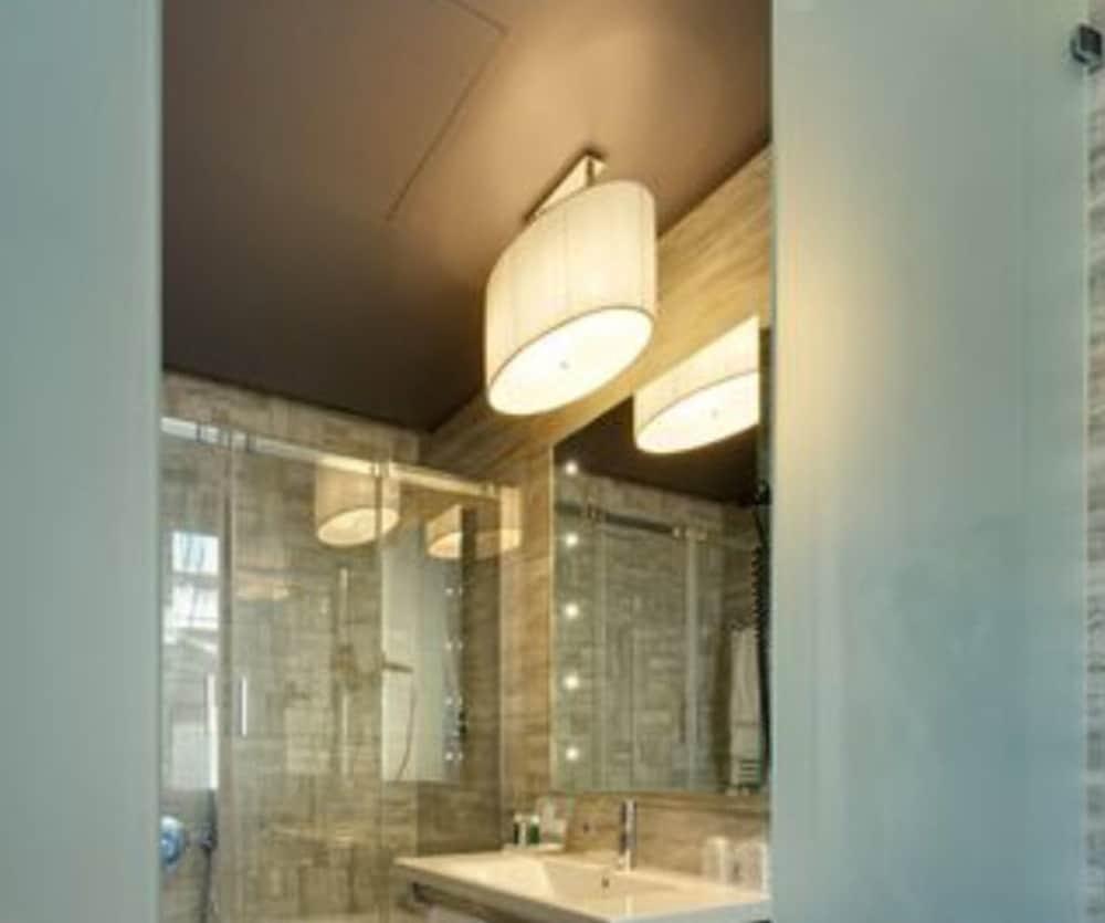 Stendhal Luxury Suites Рим Екстериор снимка