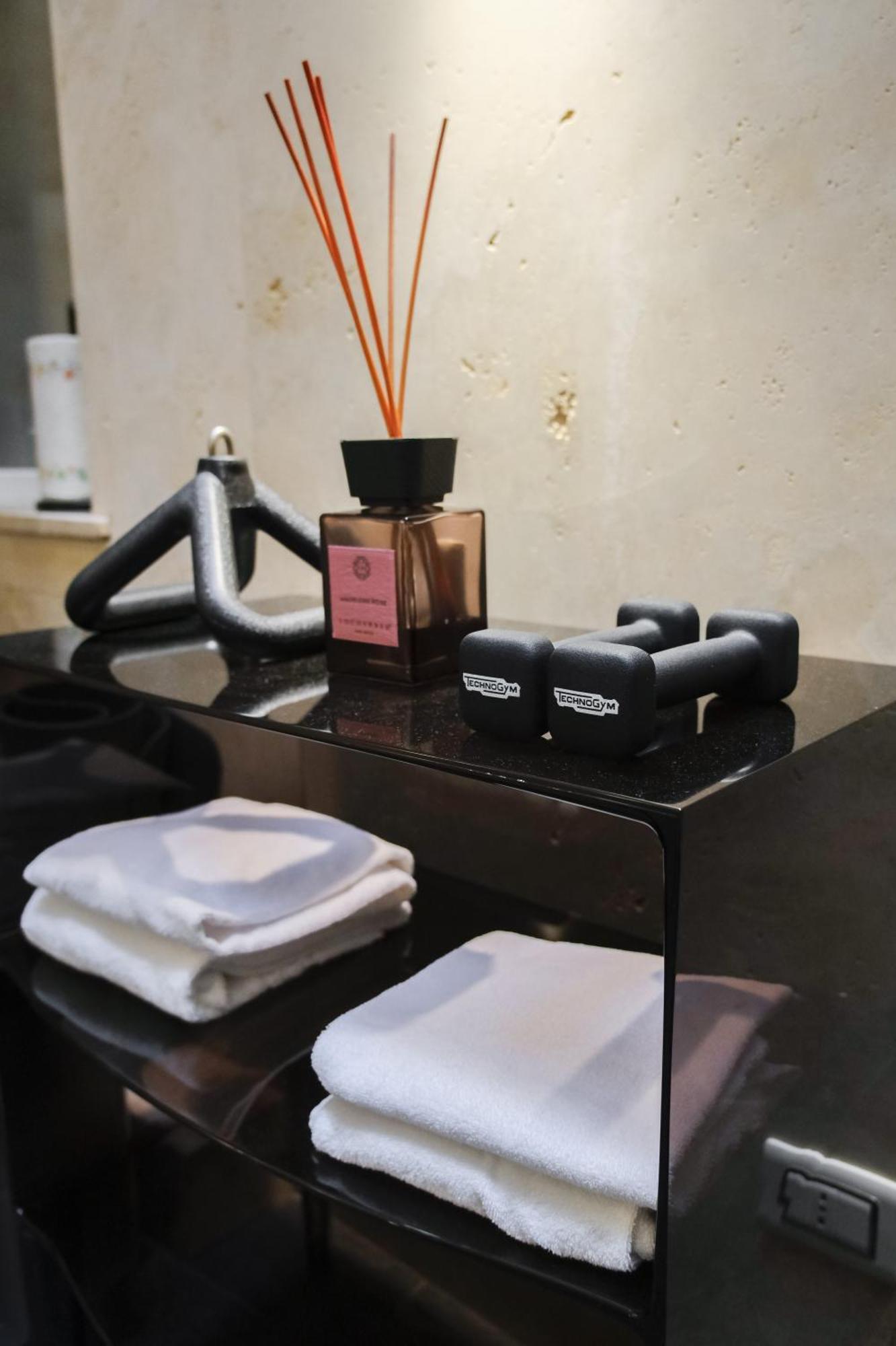 Stendhal Luxury Suites Рим Екстериор снимка